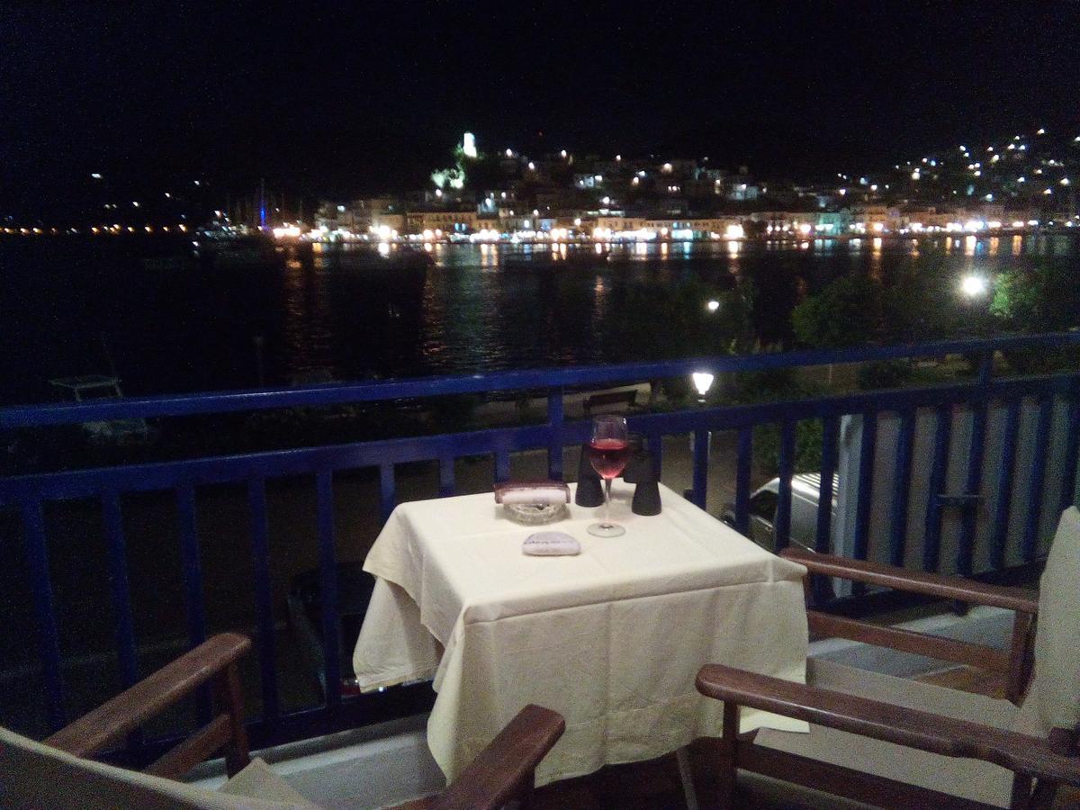 Bissias Guest House Галатас Экстерьер фото